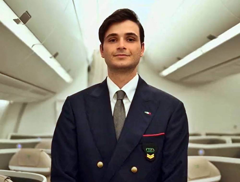 ita airways male flight attendant