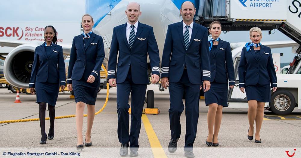 tui fly flight attendant team