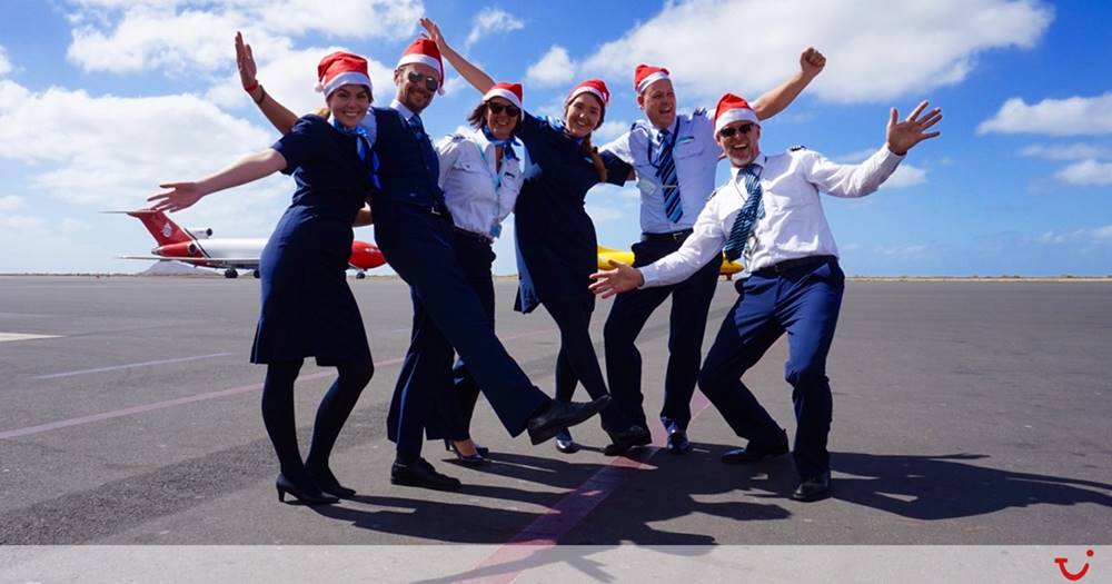 tui fly flight attendants