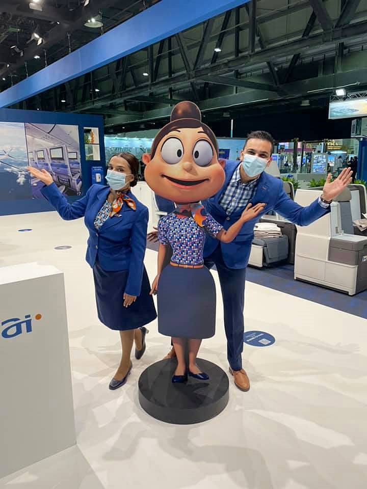 flydubai crew with masks