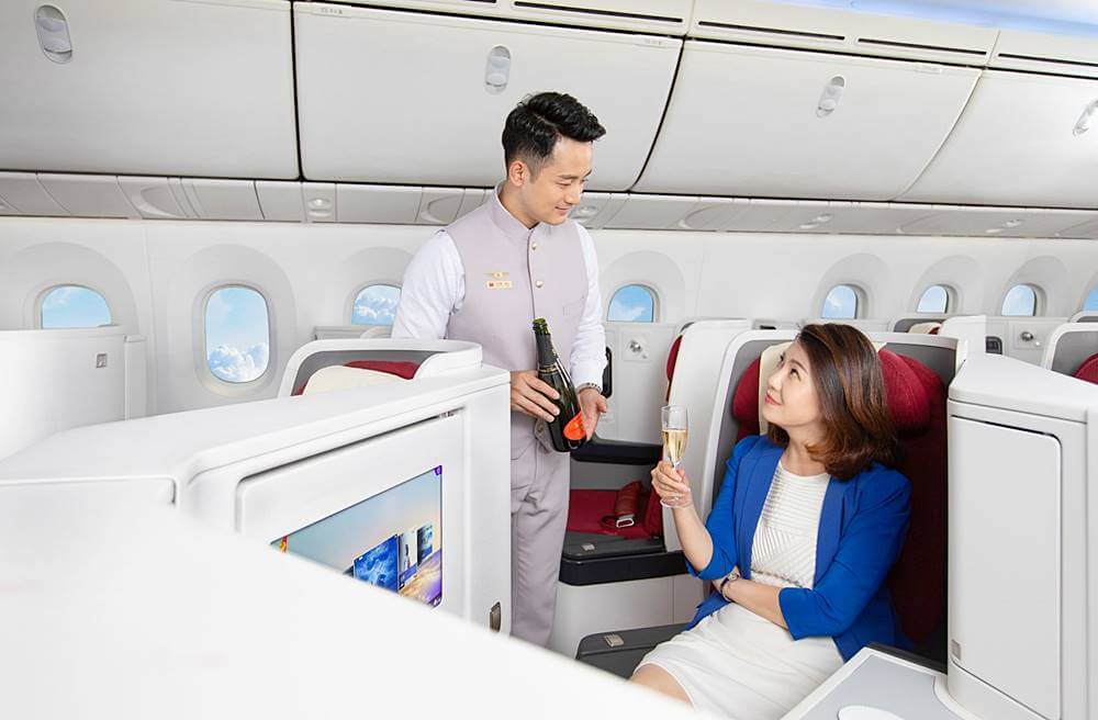 hainan airlines male flight attendant