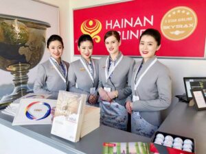 hainan airlines staff