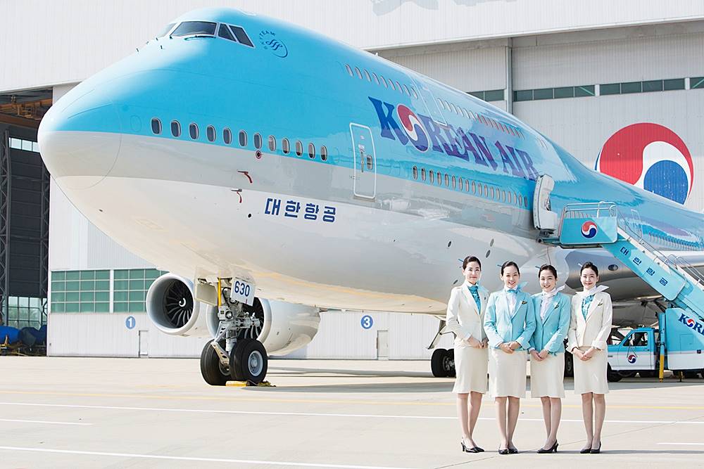 korean air female flight attendants