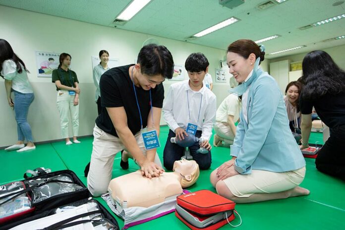 How to Apply Korean Air Flight Attendant Jobs - Cabin Crew HQ