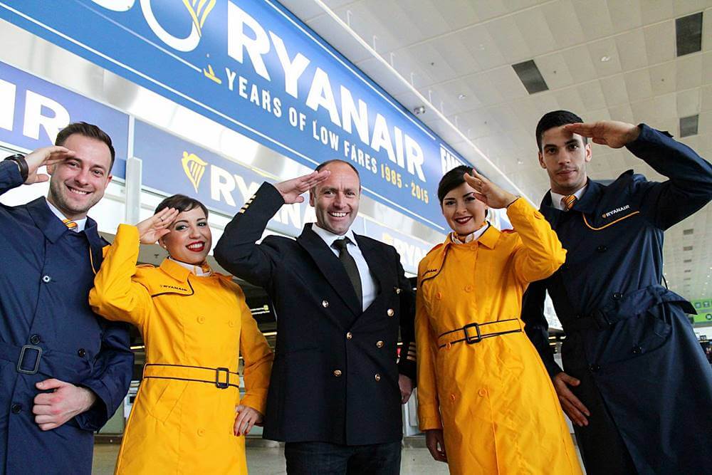 ryan air cabin crew