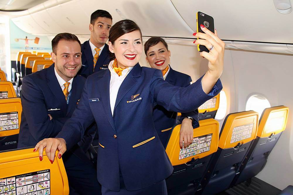 How to Apply Ryanair Cabin Crew Job Hiring - Cabin Crew HQ