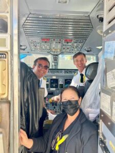 aha-airlines-pilots-and-female-flight attendant crew