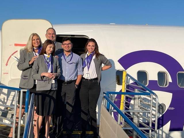 avelo airlines male and female flight attendants