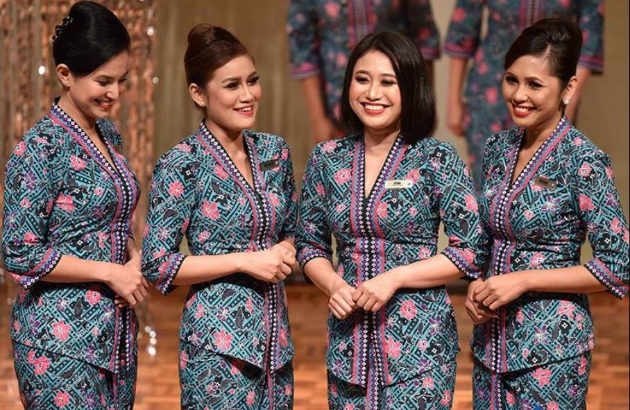 malaysia airlines female flight attendants
