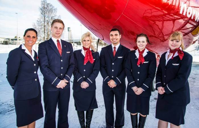 norwegian air male and female flight attendants