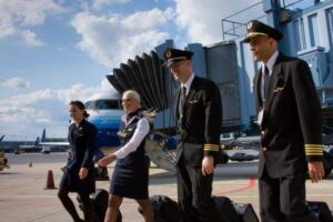 skywest airlines staff