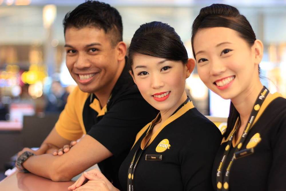 scoot male and female flight attendants