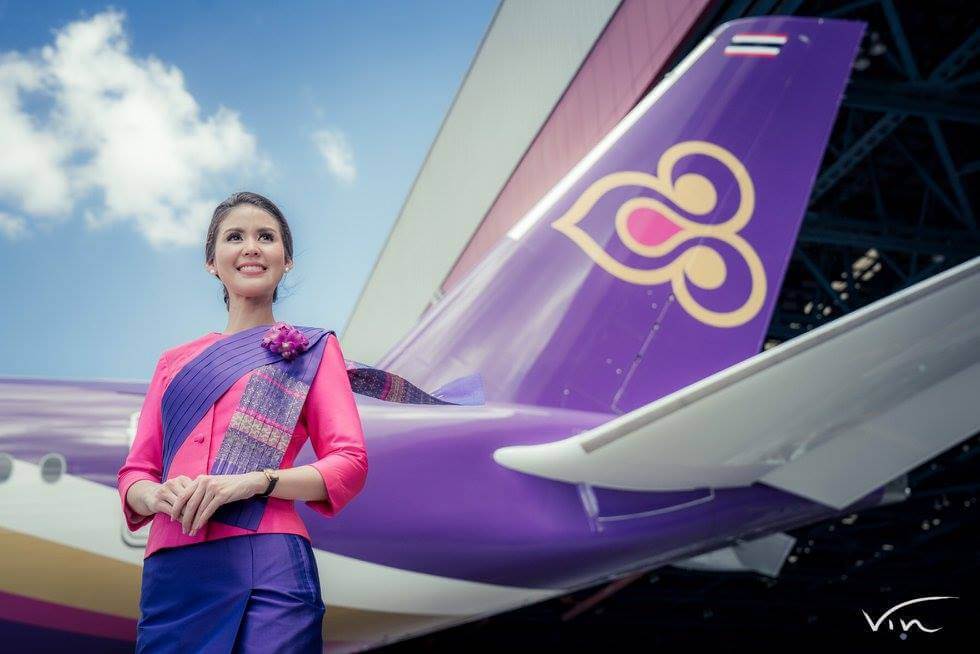 thai airways smiling crew