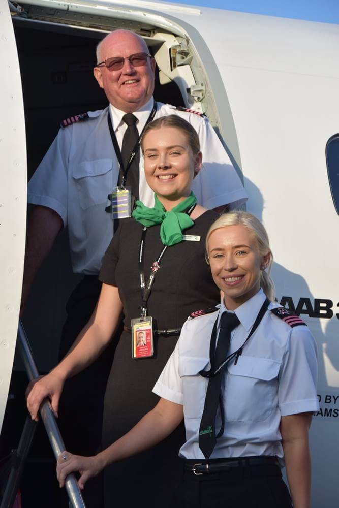 air chathams flight attendant with pilots