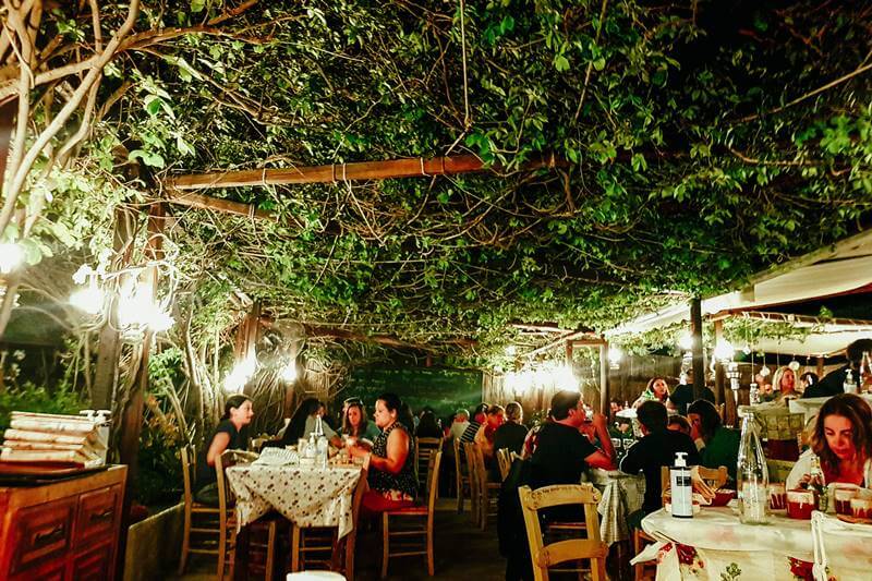 oh hamos restaurant in milos greece