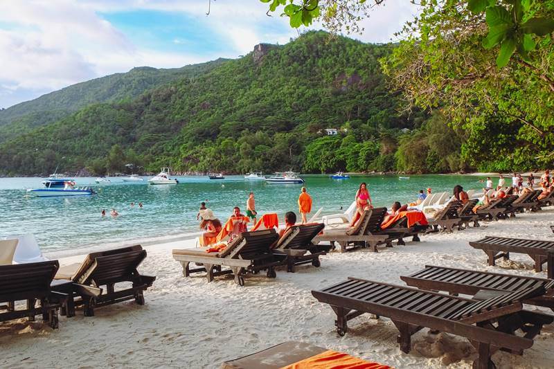 Seychelles layover of flight attendants