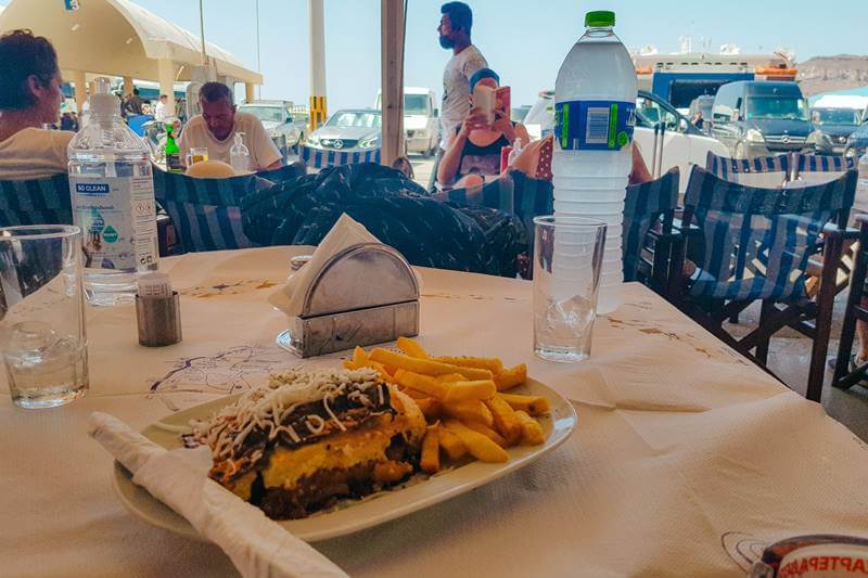 dining in a restaurant in Athinios Port