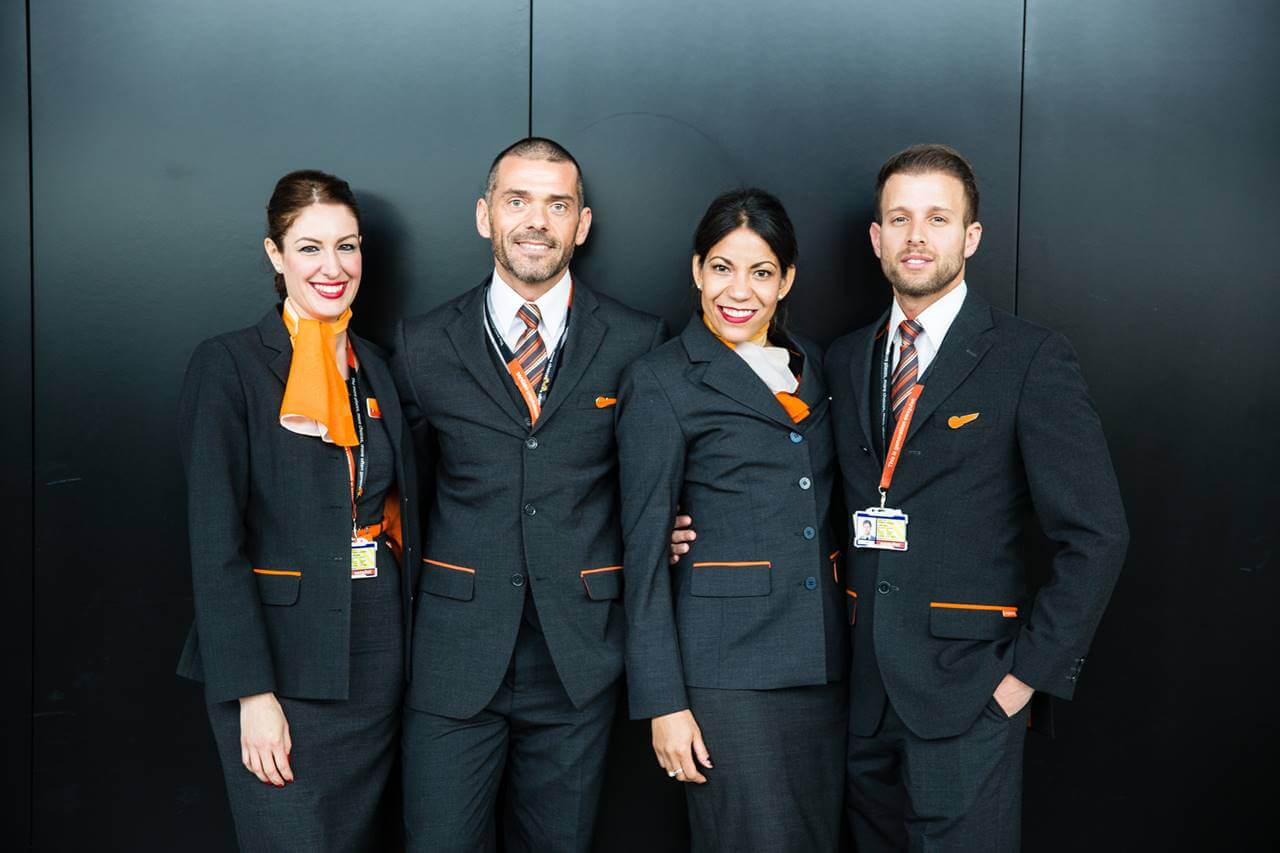 easyjet flight attendants hiring