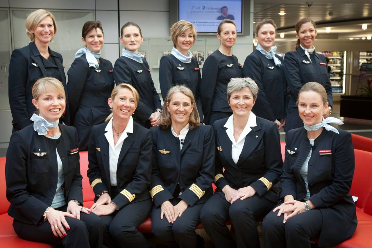 air france female flight staff