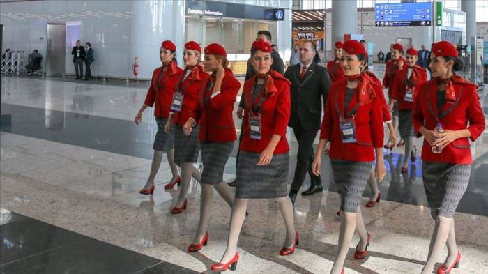 anadolujet female crew