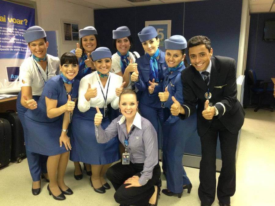 azul airlines male and female crew
