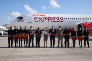 iberia express flight attendants