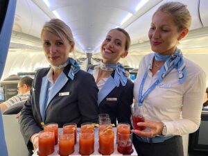 la compagnie female cabin crew