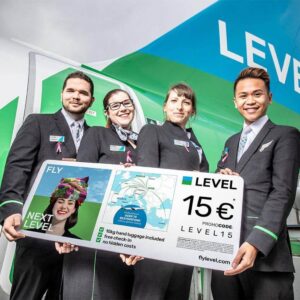 level airlines flight attendants