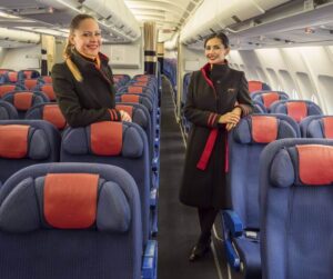 plus ultra Lineas Aereas women flight attendants smile