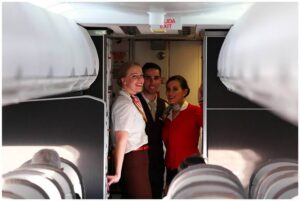 volotea female cabin crew team
