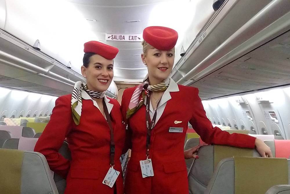 volotea female flight attendant uniforms