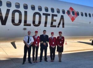 volotea flight attendants team