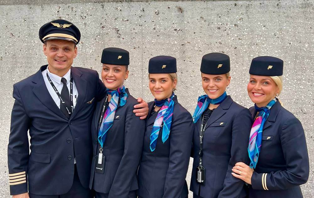 Icelandair cabin crew requirements