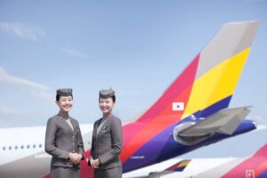 Asiana Airlines female cabin crews tarmac