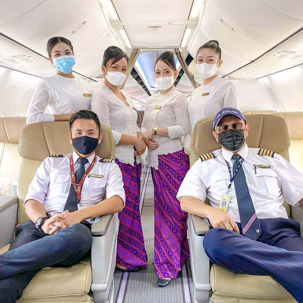 Batik Air pilots and cabin crews Business Class
