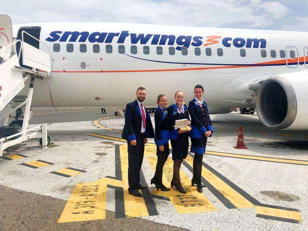 Smartwings male and female flight attendants