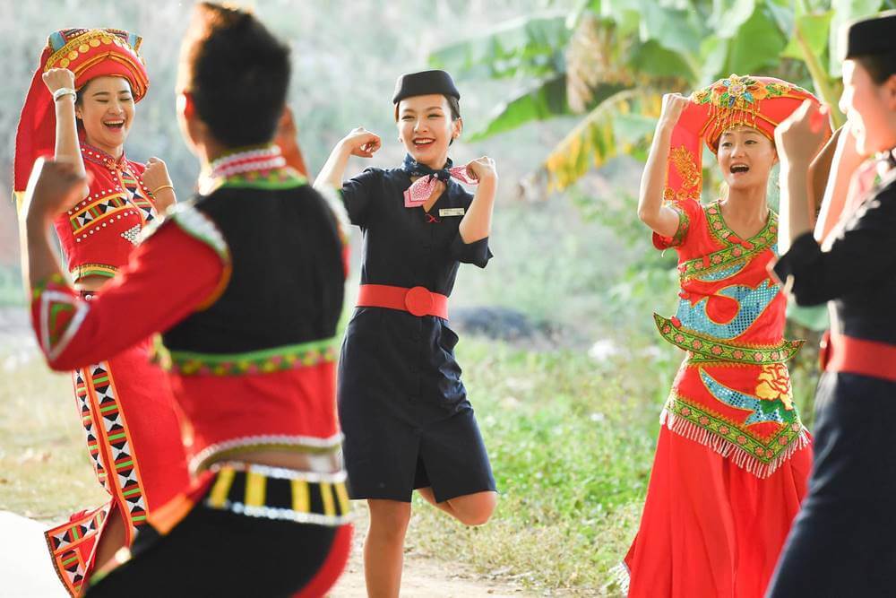 China Eastern Airlines flight attendant cultural dance