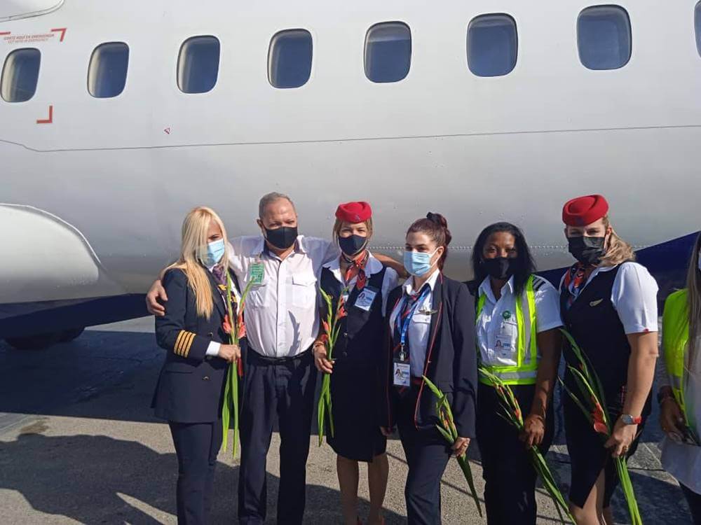 Cubana Airlines pilots and cabin crews