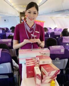 Juneyao Airlines flight attendant cart