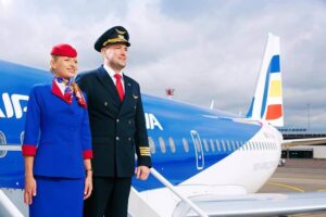 Air Moldova pilot and female flight attendant