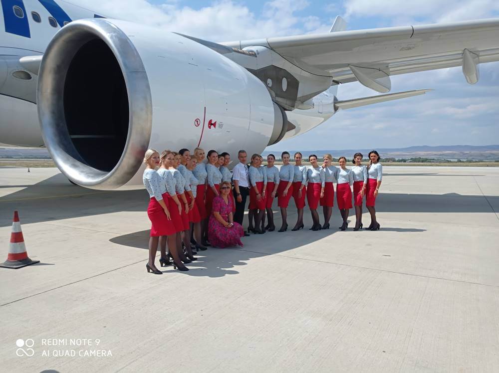 GullivAir flight attendants tarmac