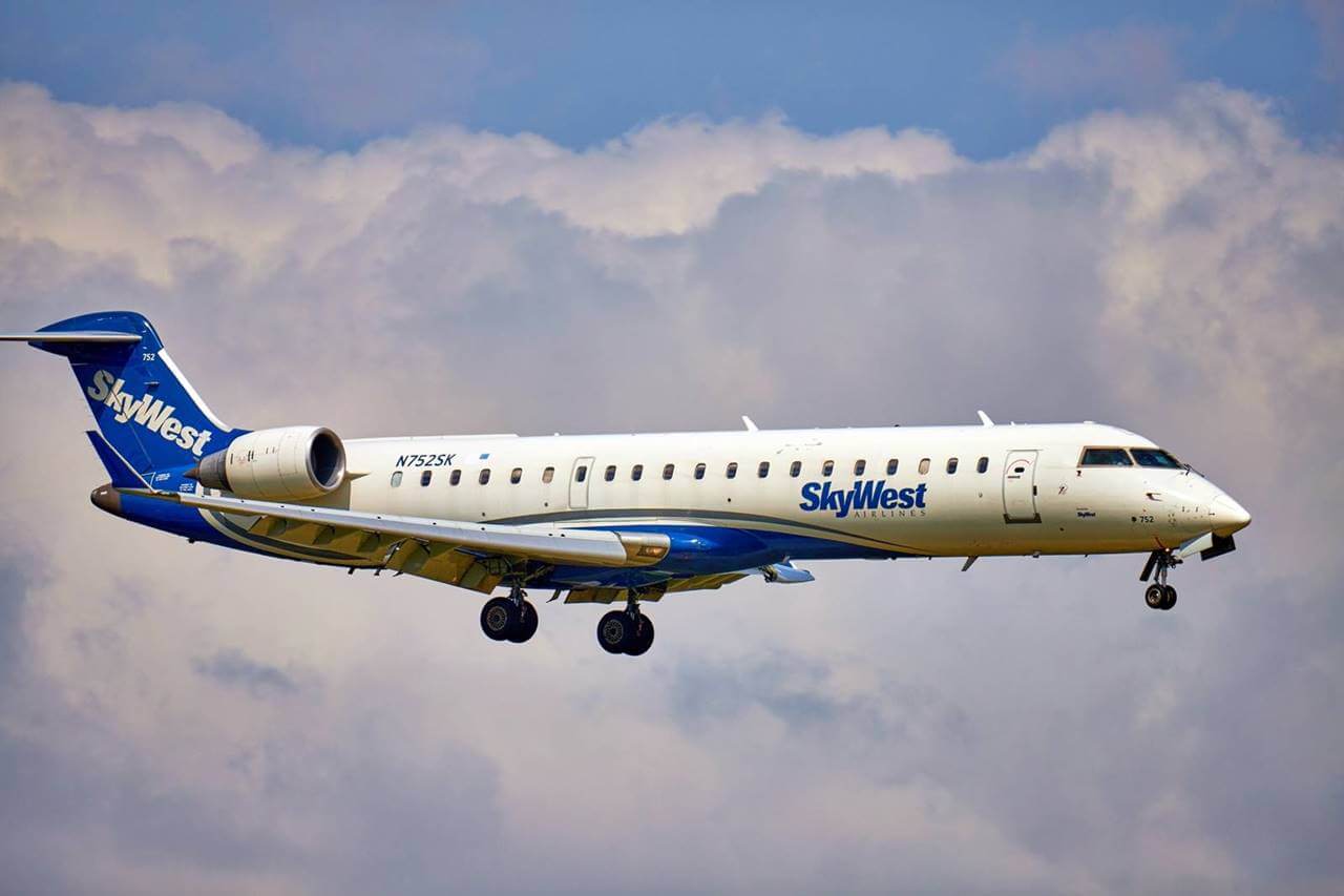 skywest airlines plane company information