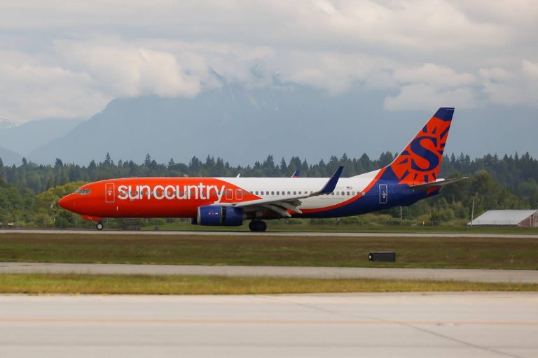 Sun Country Airlines Inflight WiFi and Entertainment System Cabin Crew HQ