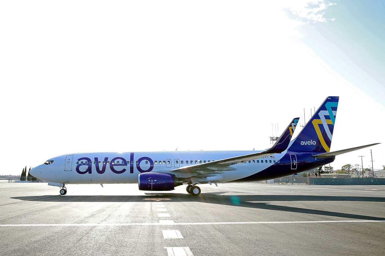 Avelo Airlines for pilots and Avelo Airlines Hub Locations for flight attendants