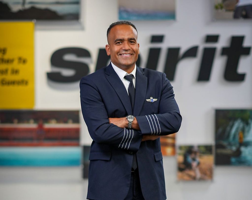 spirit-airlines-pilot-salary-and-benefits-cabin-crew-hq